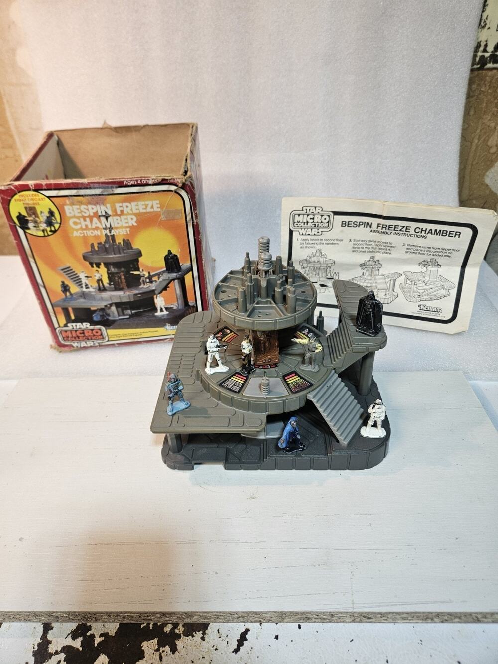 VNTG 1982 Kenner Star Wars Micro Collection Bespin Freeze Chamber, COMPLETE